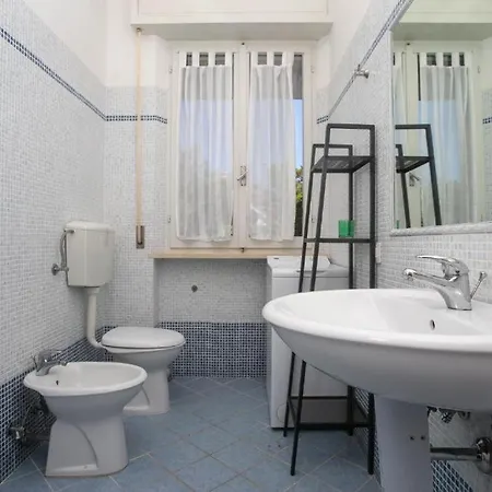 Quadrilocale Con Giardino A 200 Metri Dal Mare A - M105 Διαμέρισμα *